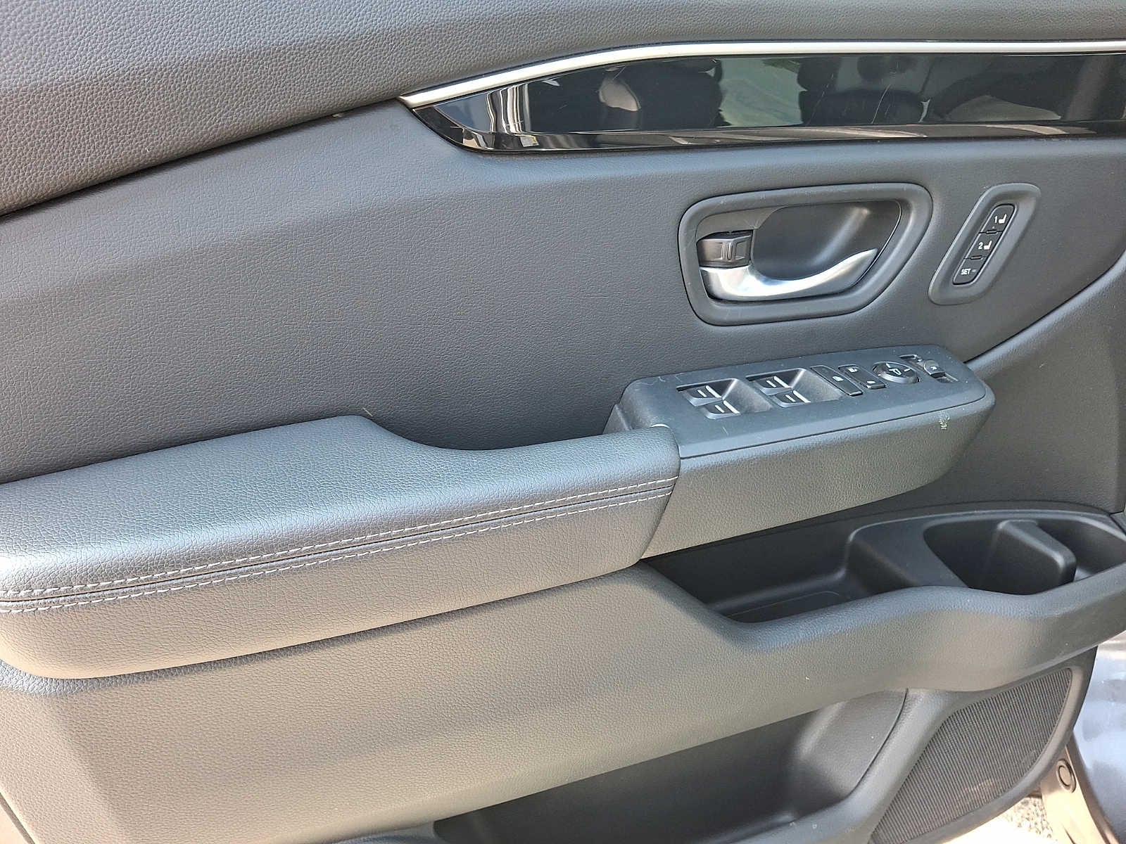 2023 Honda Pilot EX-L 8 Passenger
