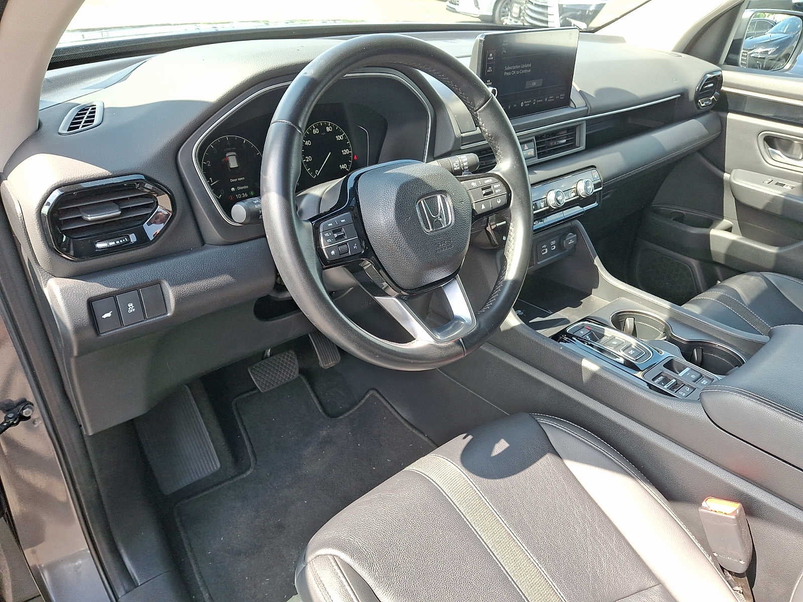 2023 Honda Pilot EX-L 8 Passenger