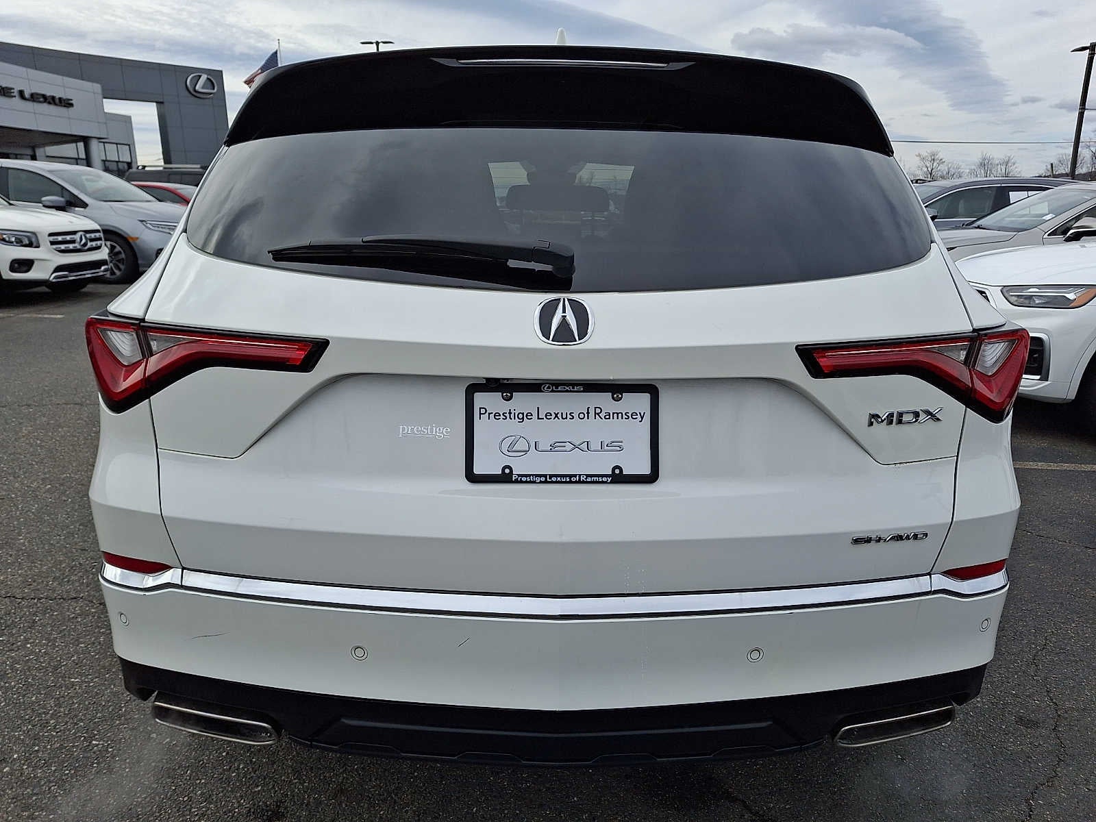 2023 Acura MDX w/Technology Package