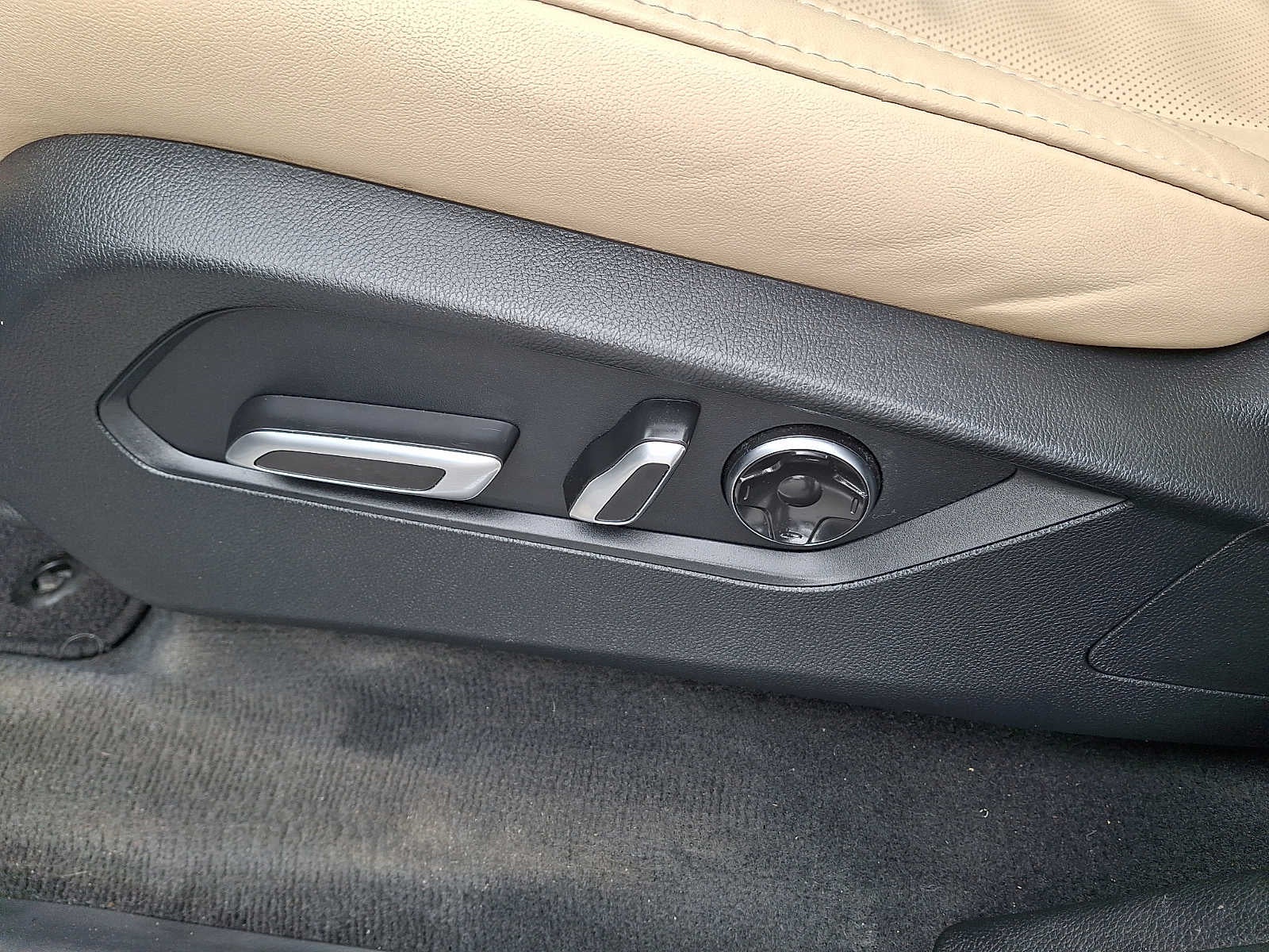 2023 Acura MDX w/Technology Package