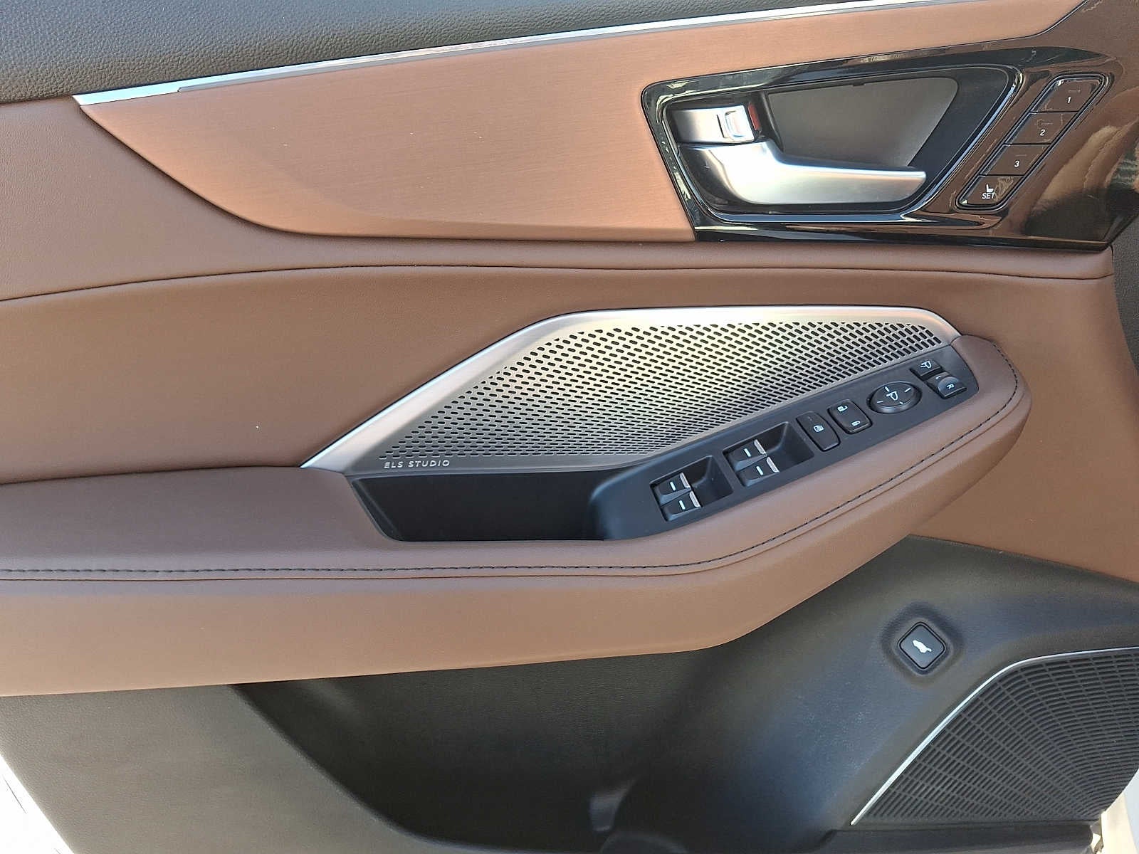 2022 Acura MDX w/Technology Package