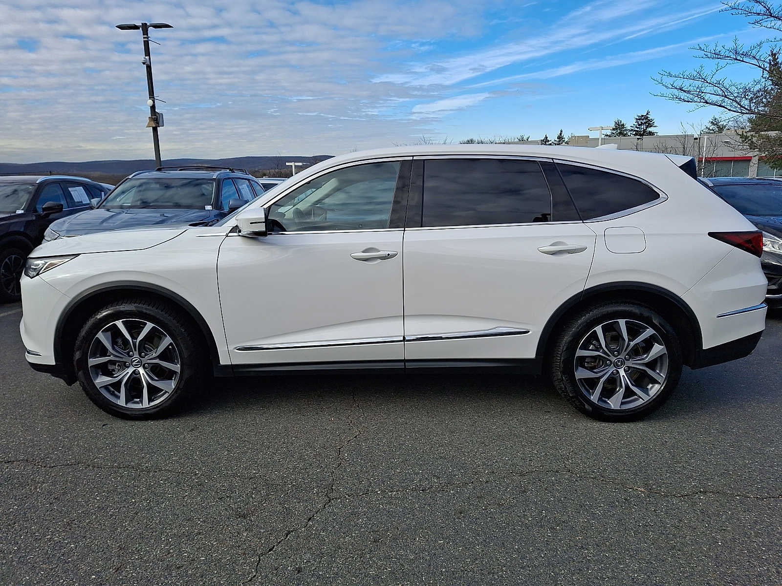 2023 Acura MDX w/Technology Package