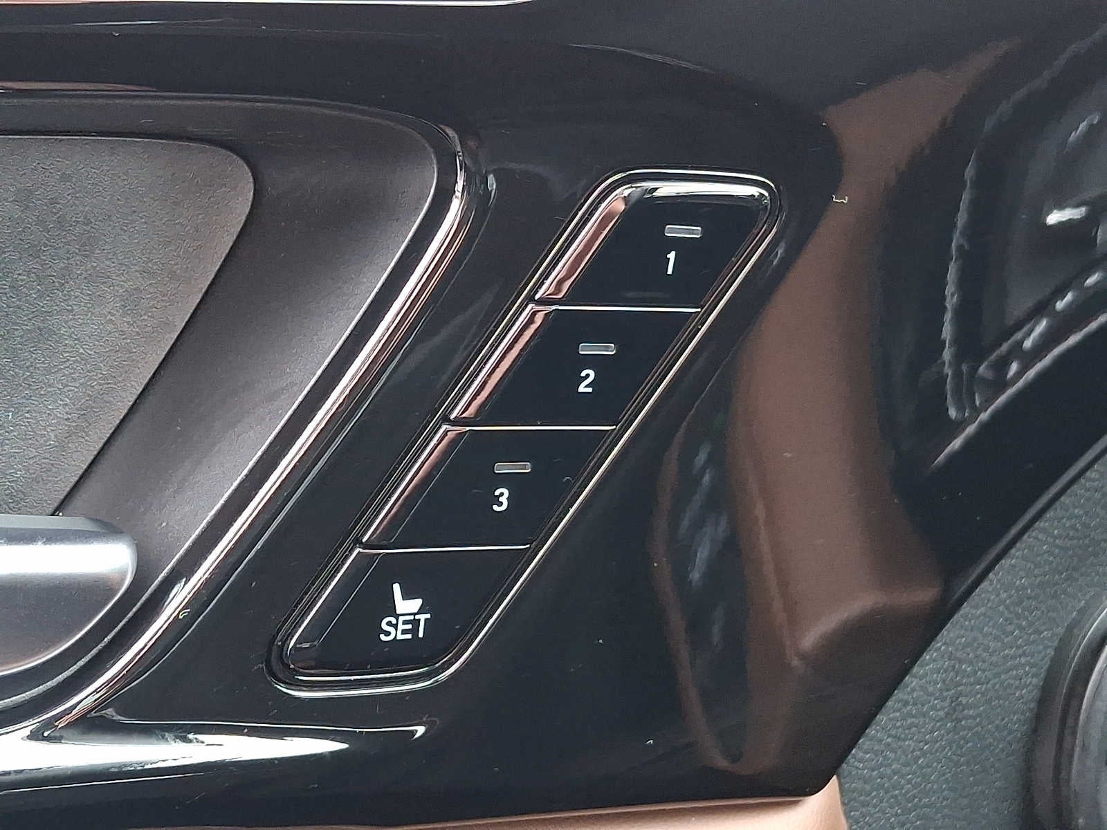 2023 Acura MDX w/Technology Package