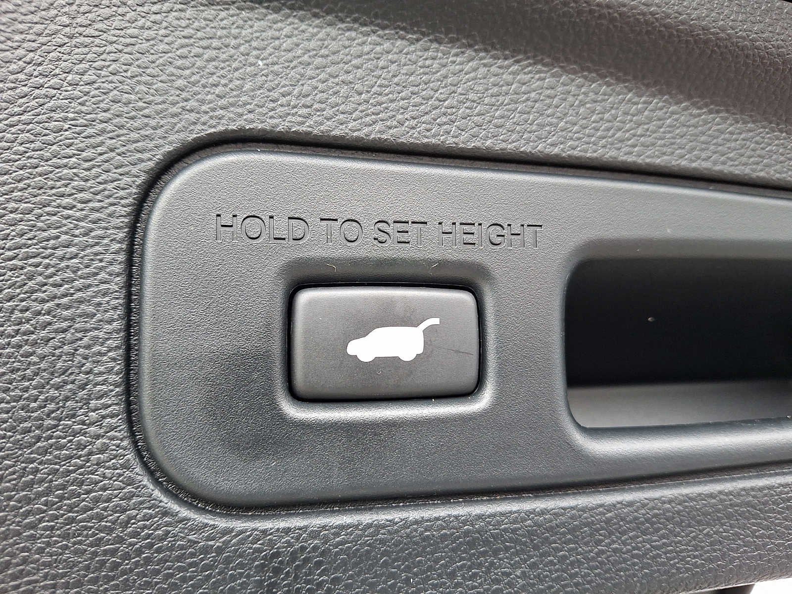 2023 Acura MDX w/Technology Package