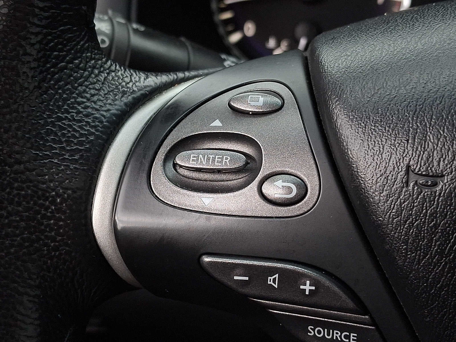 2014 INFINITI QX60 AWD 4dr