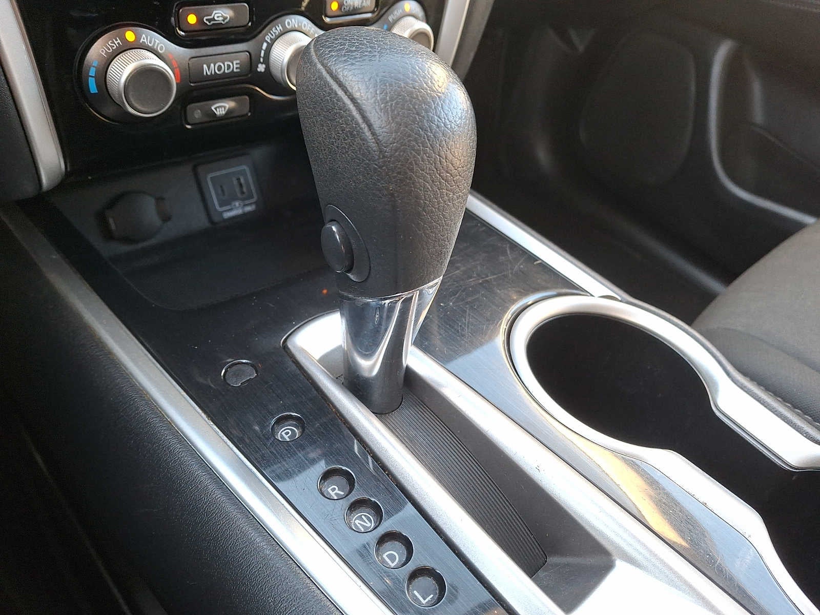 2020 Nissan Pathfinder S