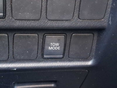 2020 Nissan Pathfinder S