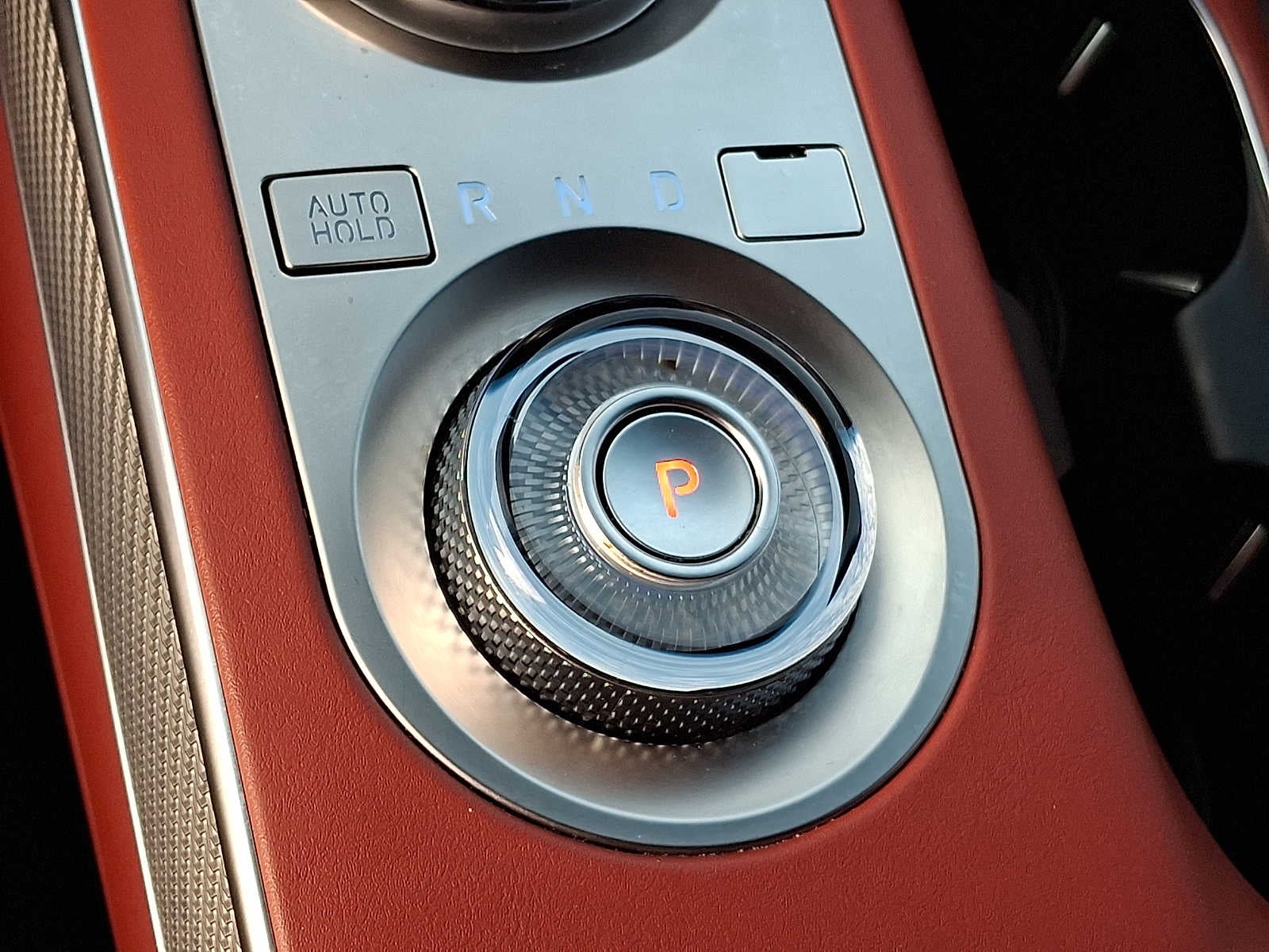 2024 Genesis GV70 2.5T AWD