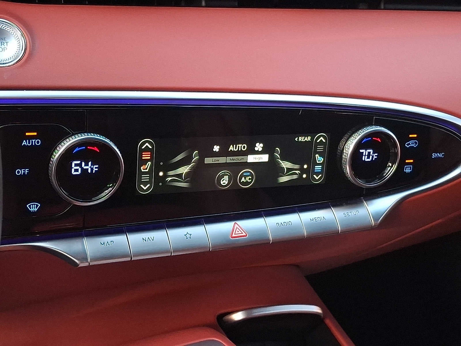 2024 Genesis GV70 2.5T AWD