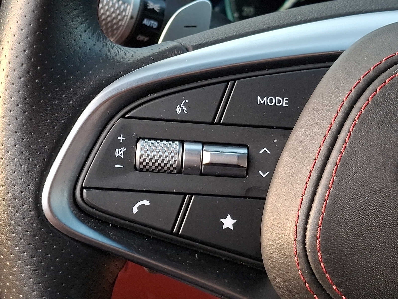 2024 Genesis GV70 2.5T AWD