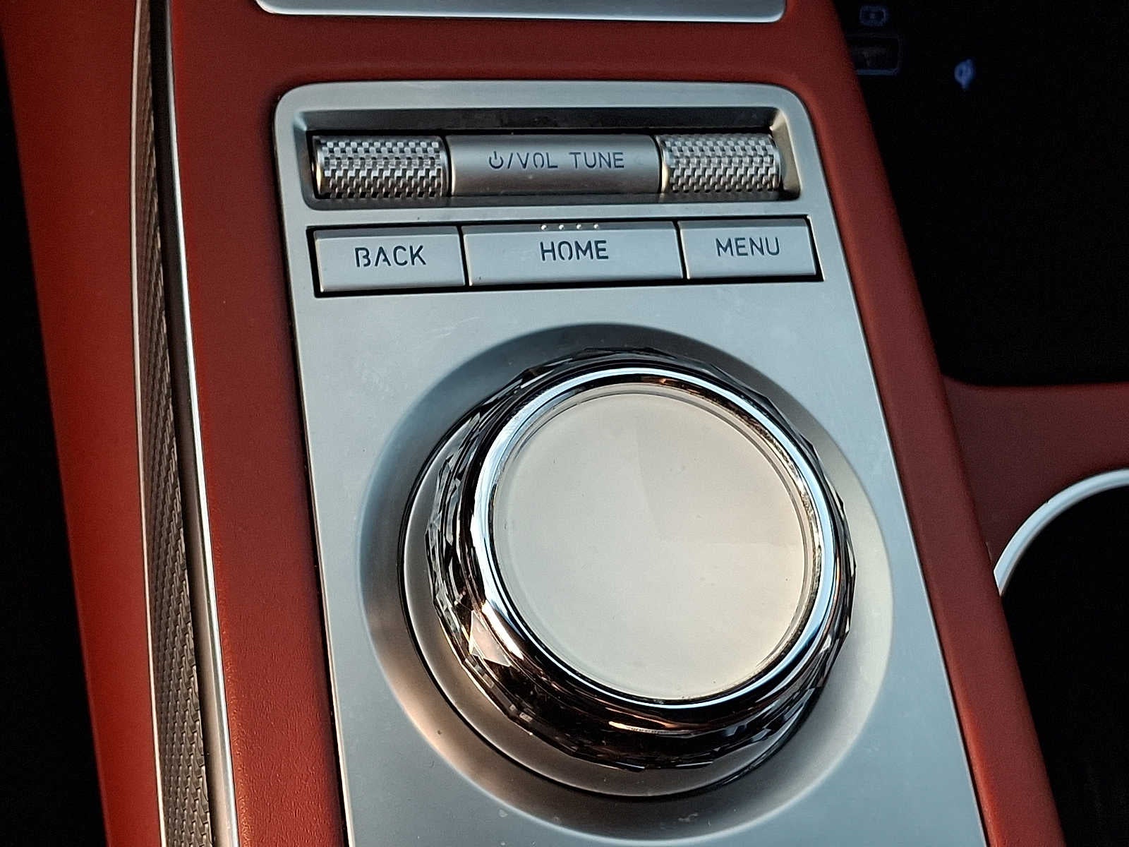 2024 Genesis GV70 2.5T AWD