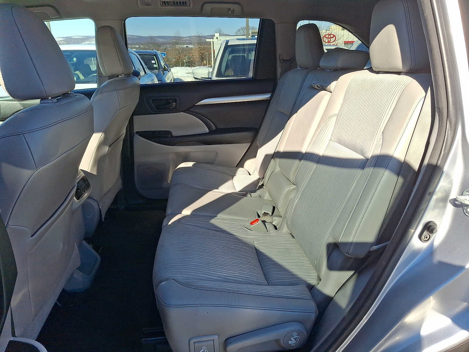 2015 Toyota Highlander LE Plus