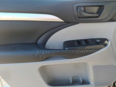 2015 Toyota Highlander LE Plus