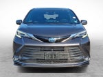 2025 Toyota Sienna Platinum