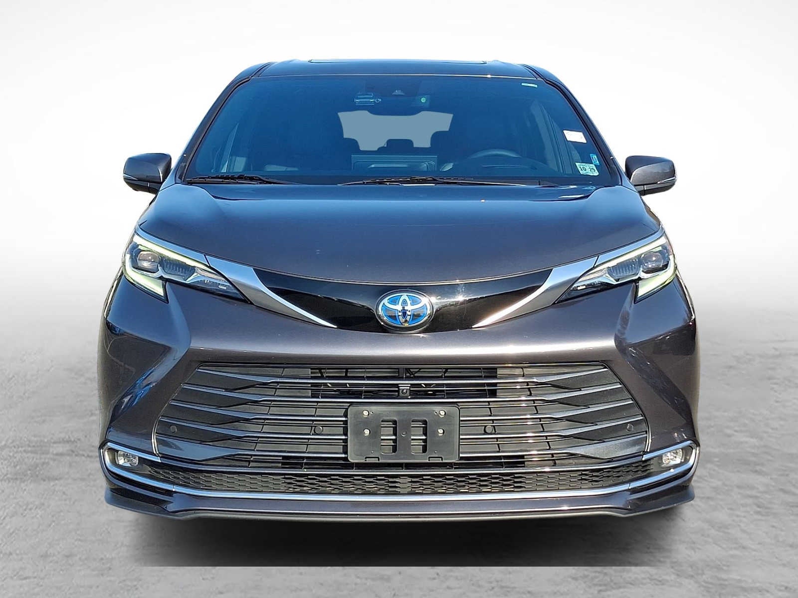 2025 Toyota Sienna Platinum