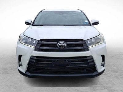 2018 Toyota Highlander SE