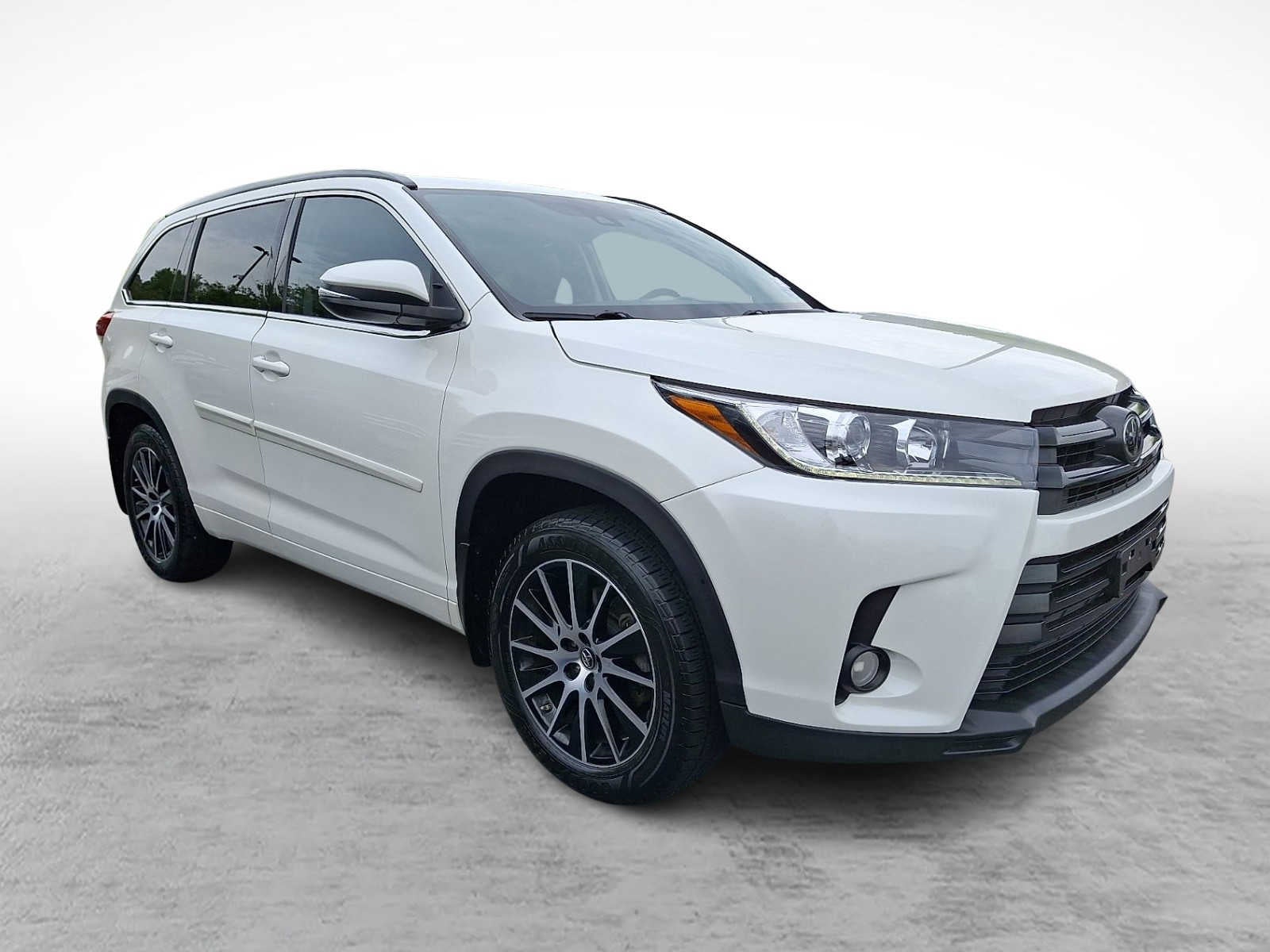 2018 Toyota Highlander SE