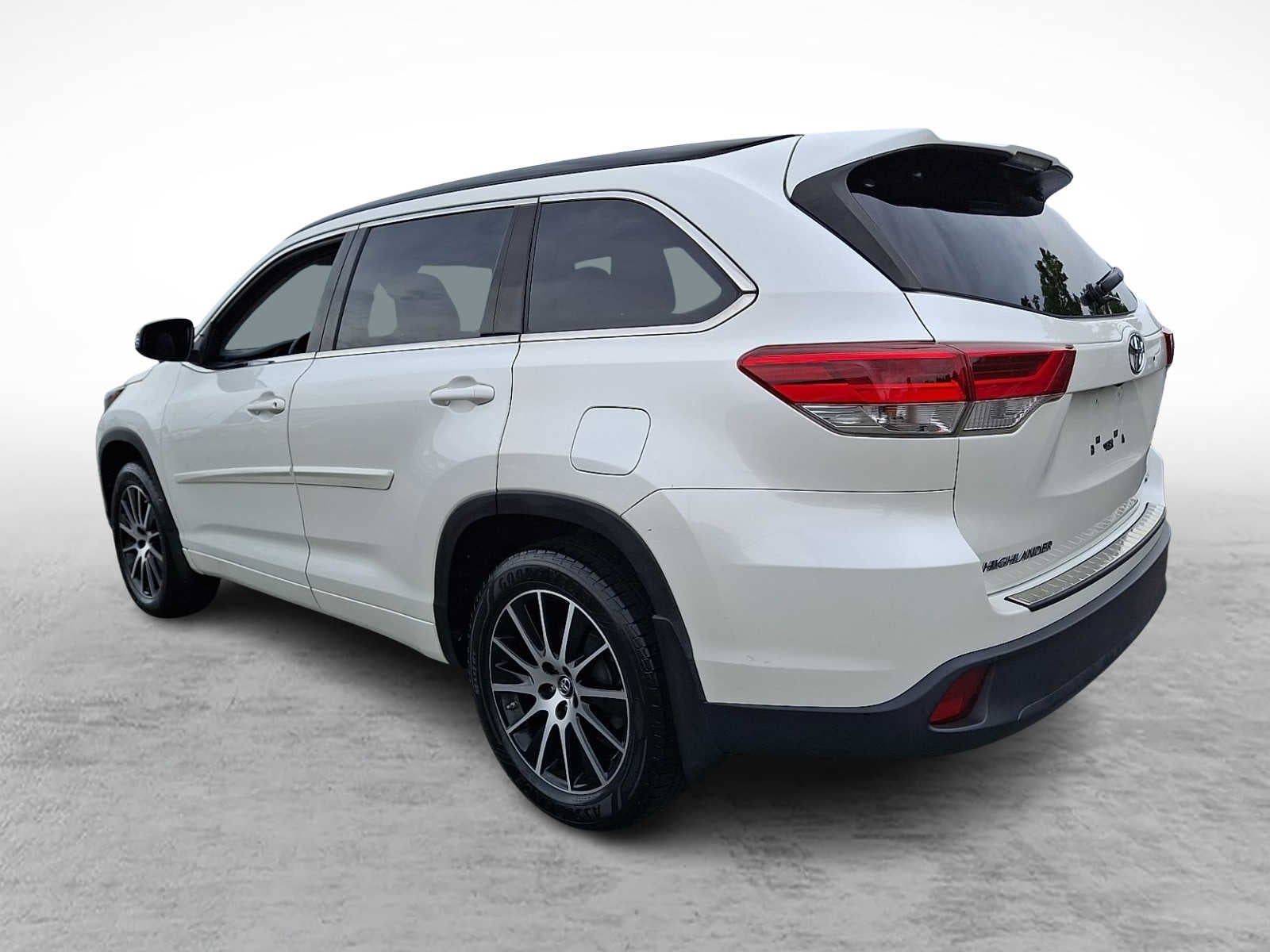 2018 Toyota Highlander SE