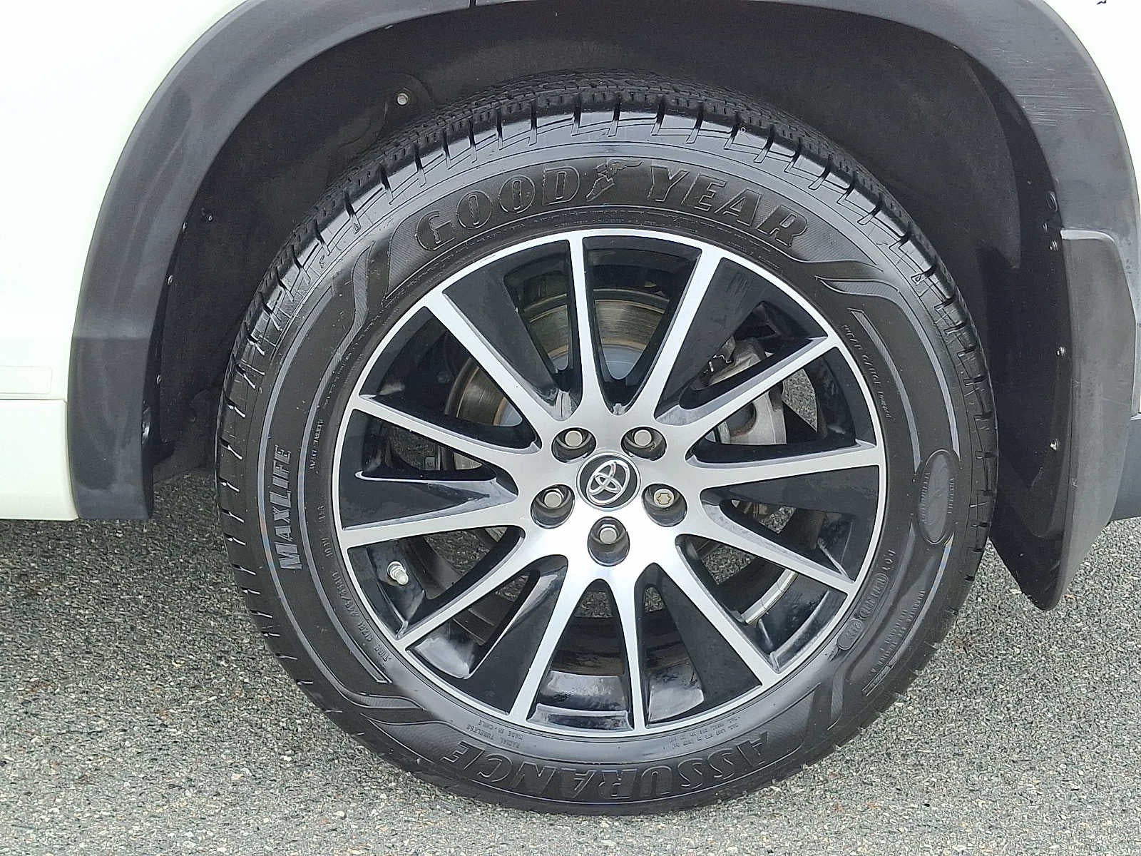 2018 Toyota Highlander SE