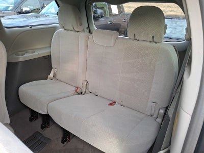 2014 Toyota Sienna LE