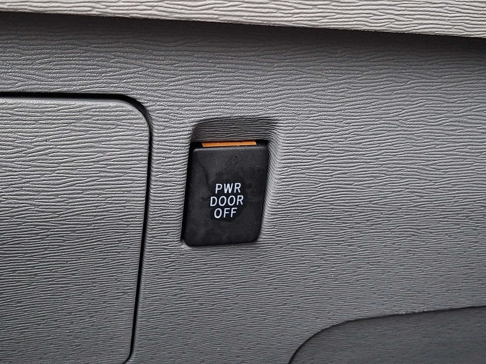 2012 Toyota Sienna LE