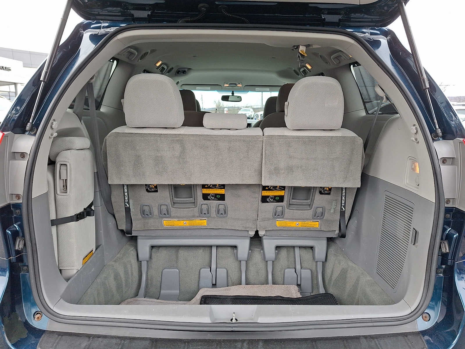 2012 Toyota Sienna LE