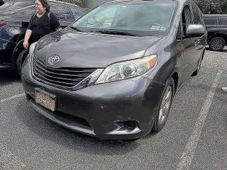 2014 Toyota Sienna 5dr 8-Pass Van V6 LE FWD