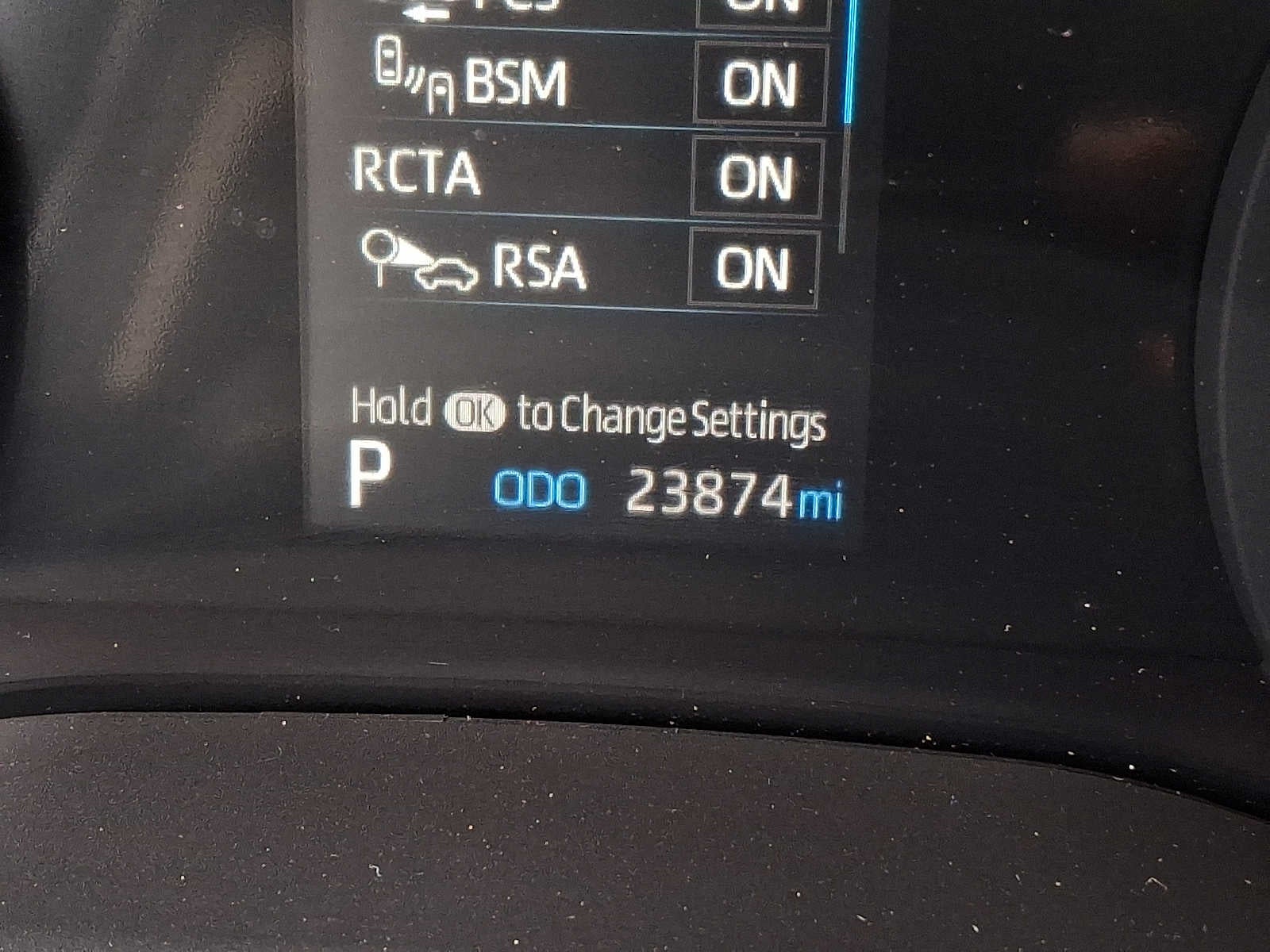 2023 Toyota Sienna LE