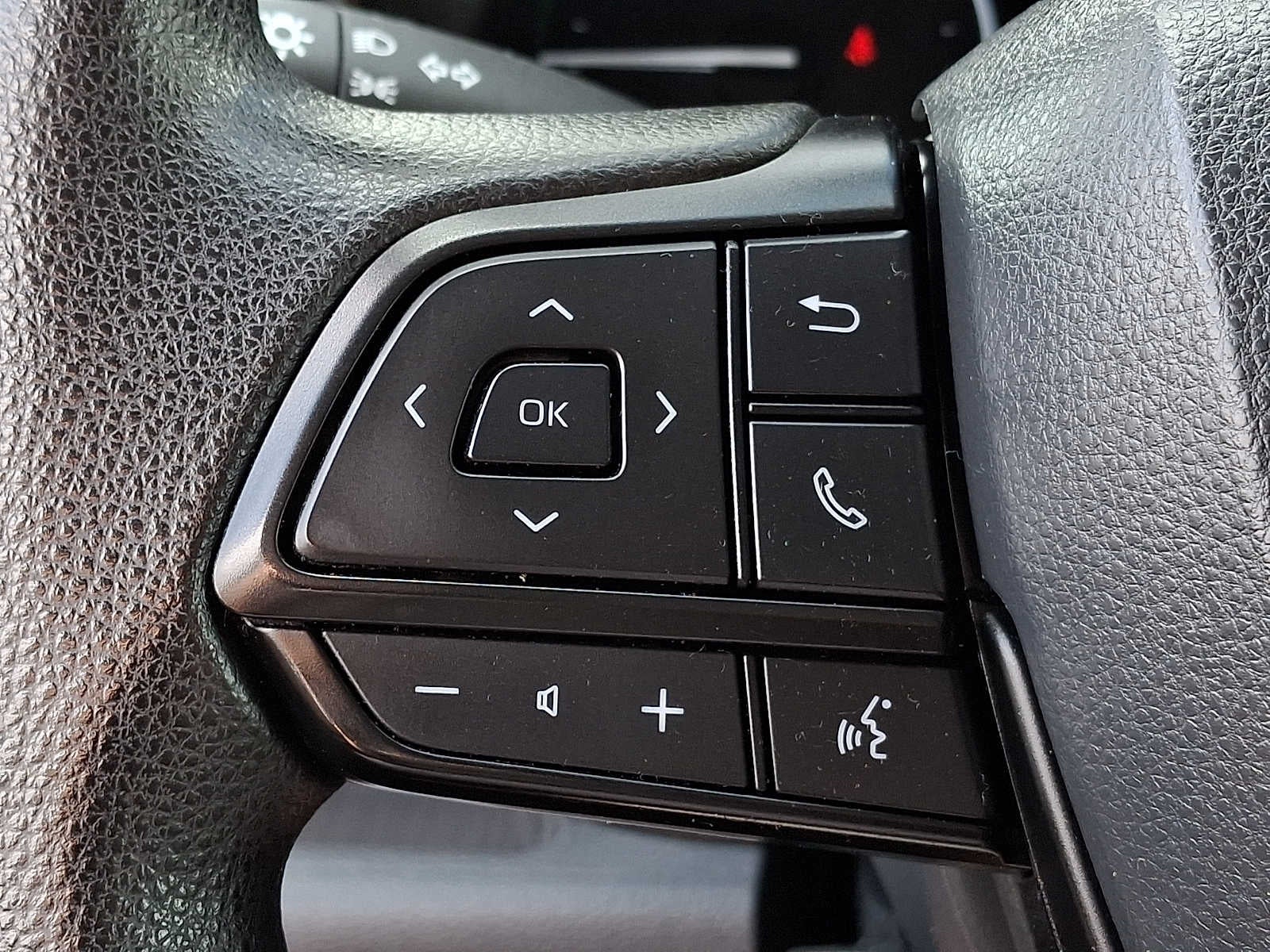 2023 Toyota Sienna LE