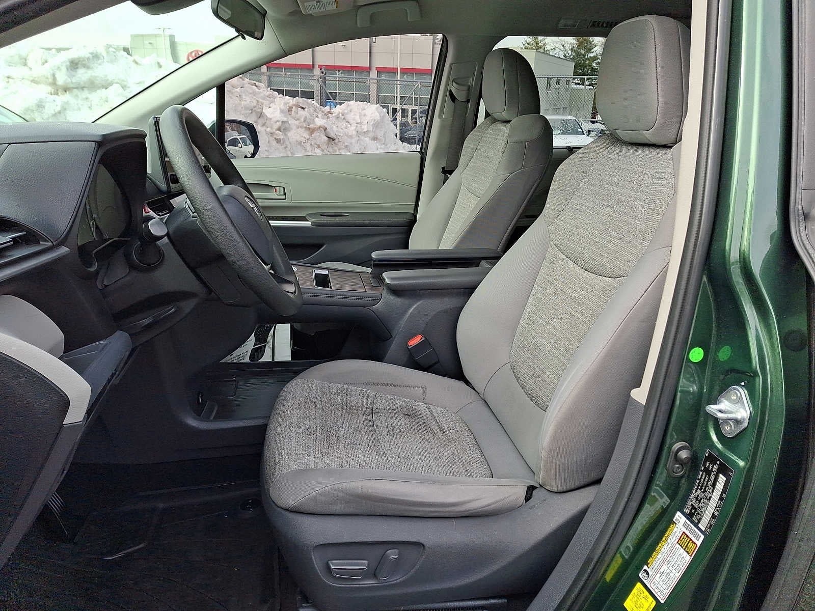 2021 Toyota Sienna LE