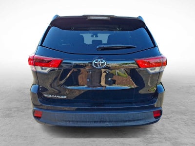 2019 Toyota Highlander LE