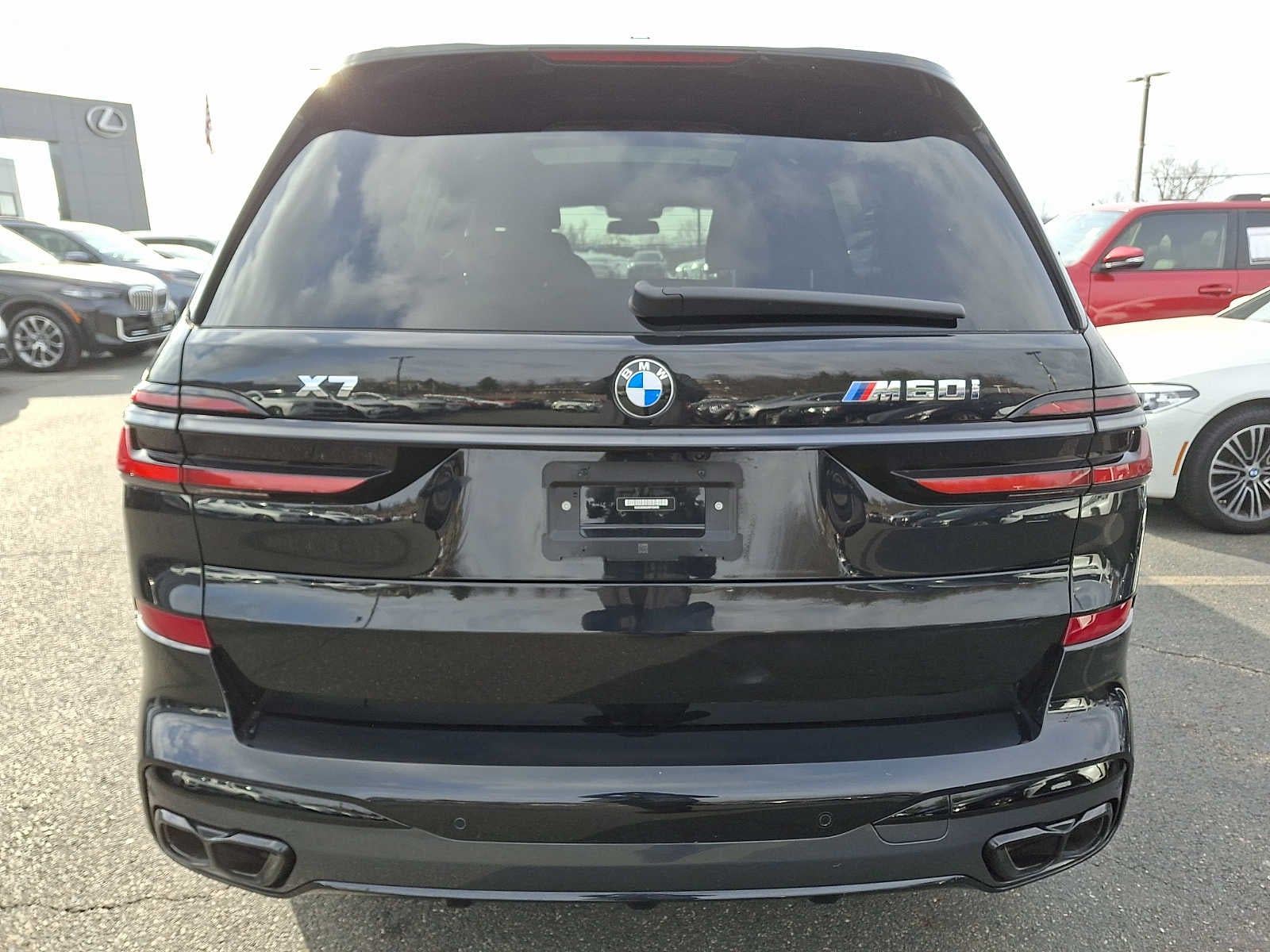 2024 BMW X7 M60i