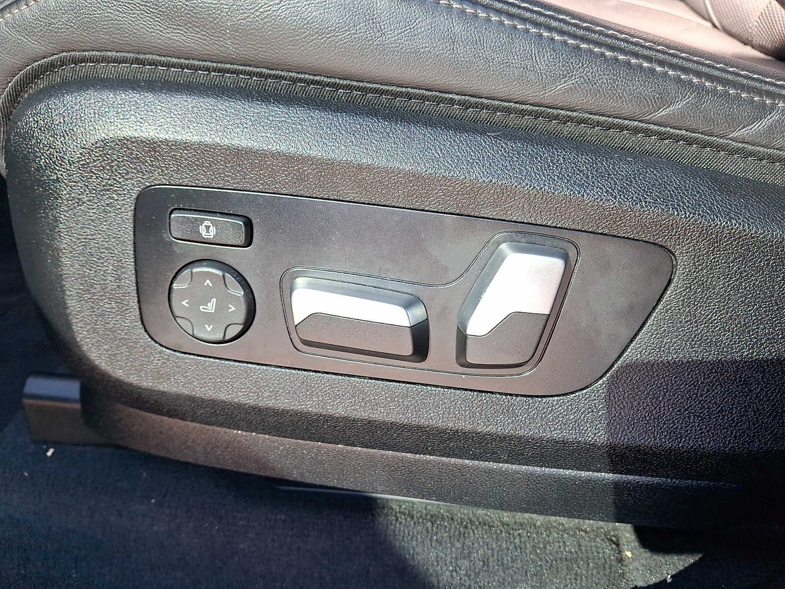 2023 BMW X5 xDrive40i xDrive40i