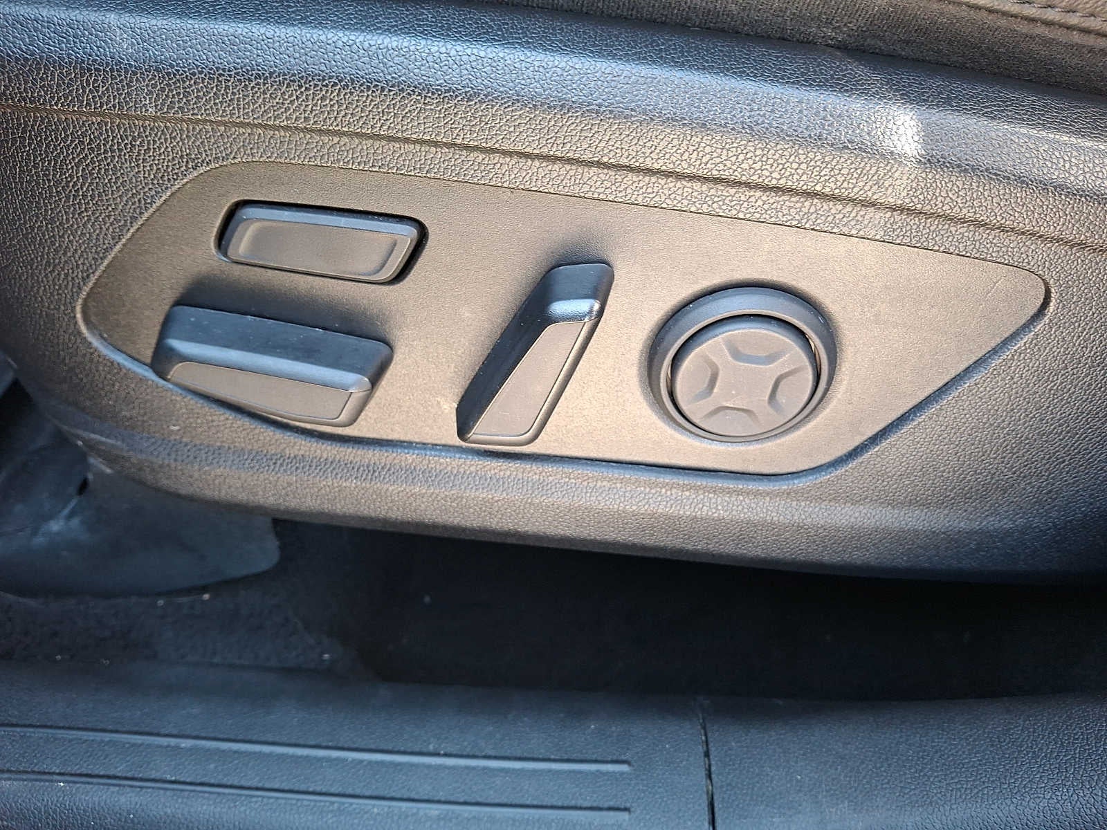 2024 Kia Sorento X-Pro SX Prestige