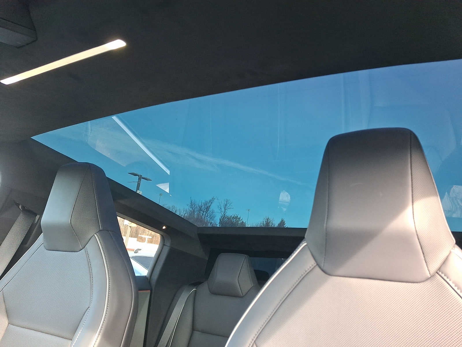 2024 Tesla Cybertruck AWD