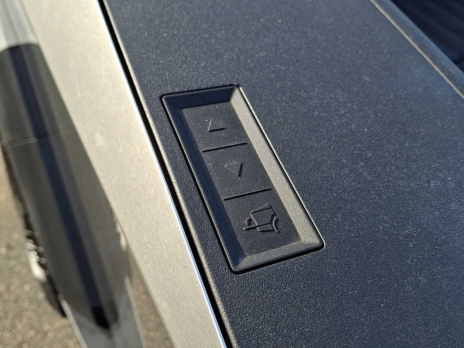 2024 Tesla Cybertruck AWD