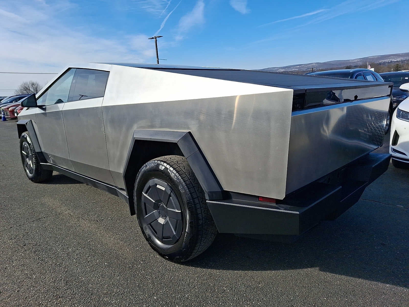 2024 Tesla Cybertruck AWD