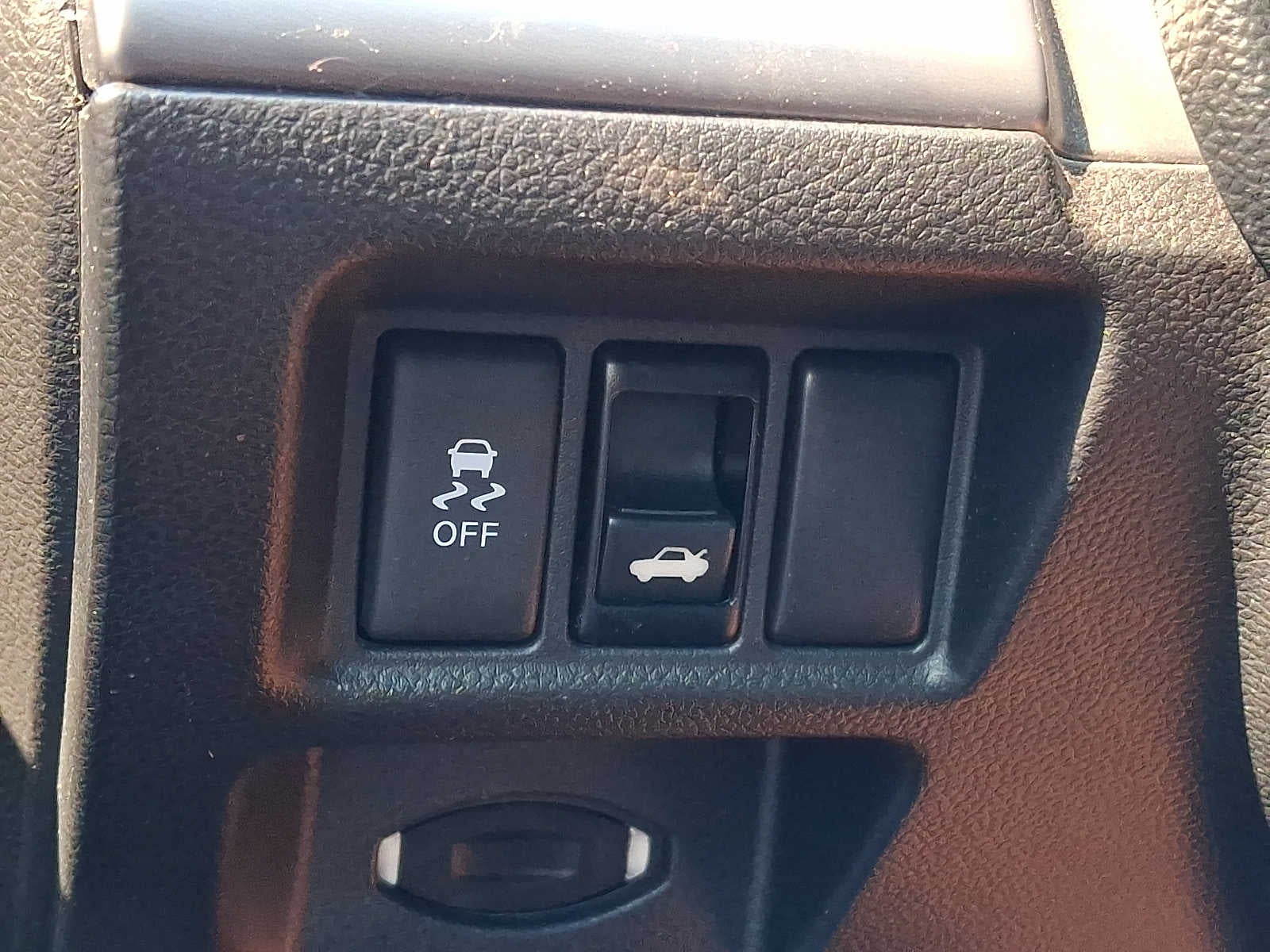 2015 INFINITI Q40 4dr Sdn AWD