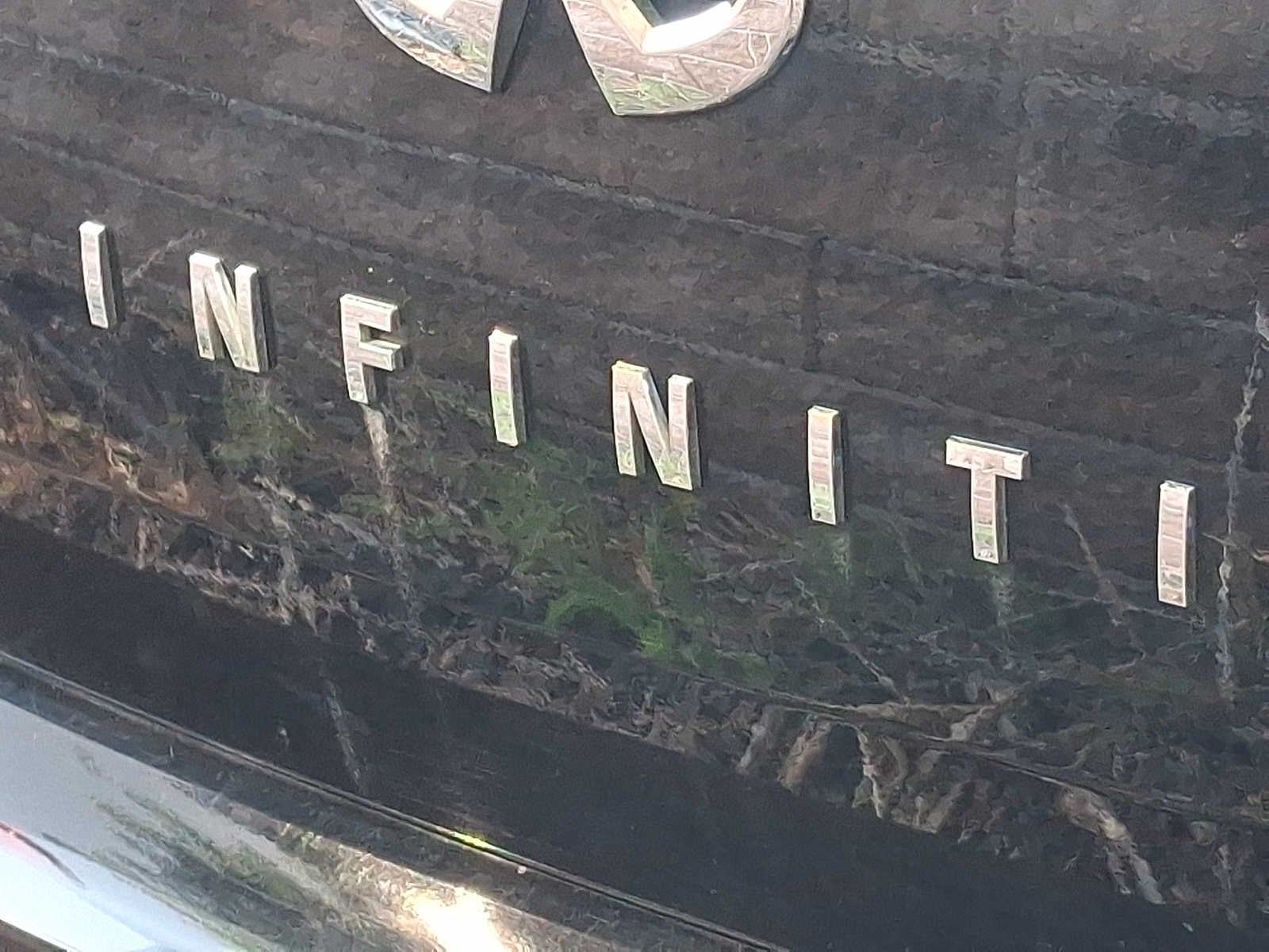 2015 INFINITI Q40 4dr Sdn AWD