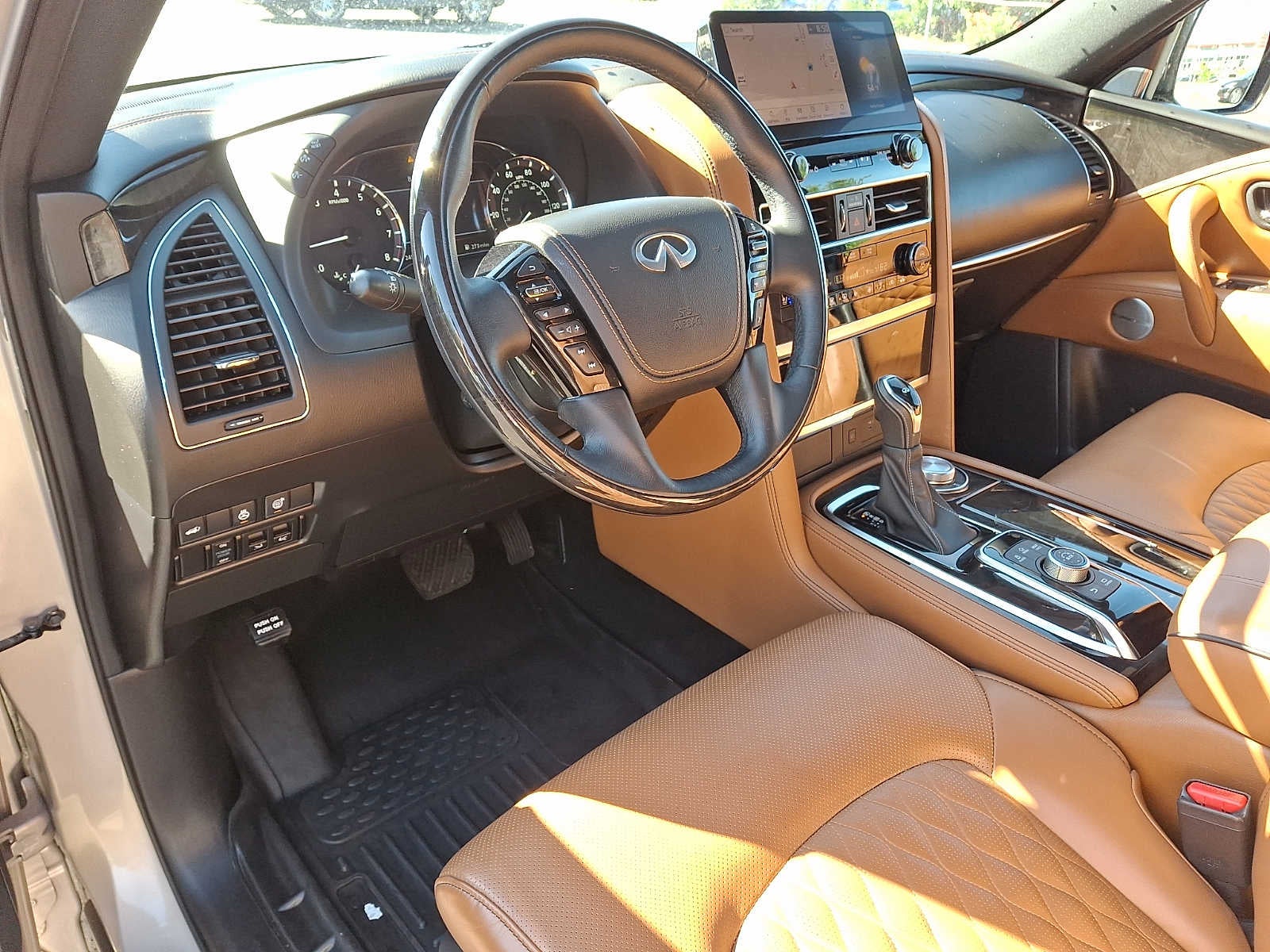 2024 INFINITI QX80 SENSORY