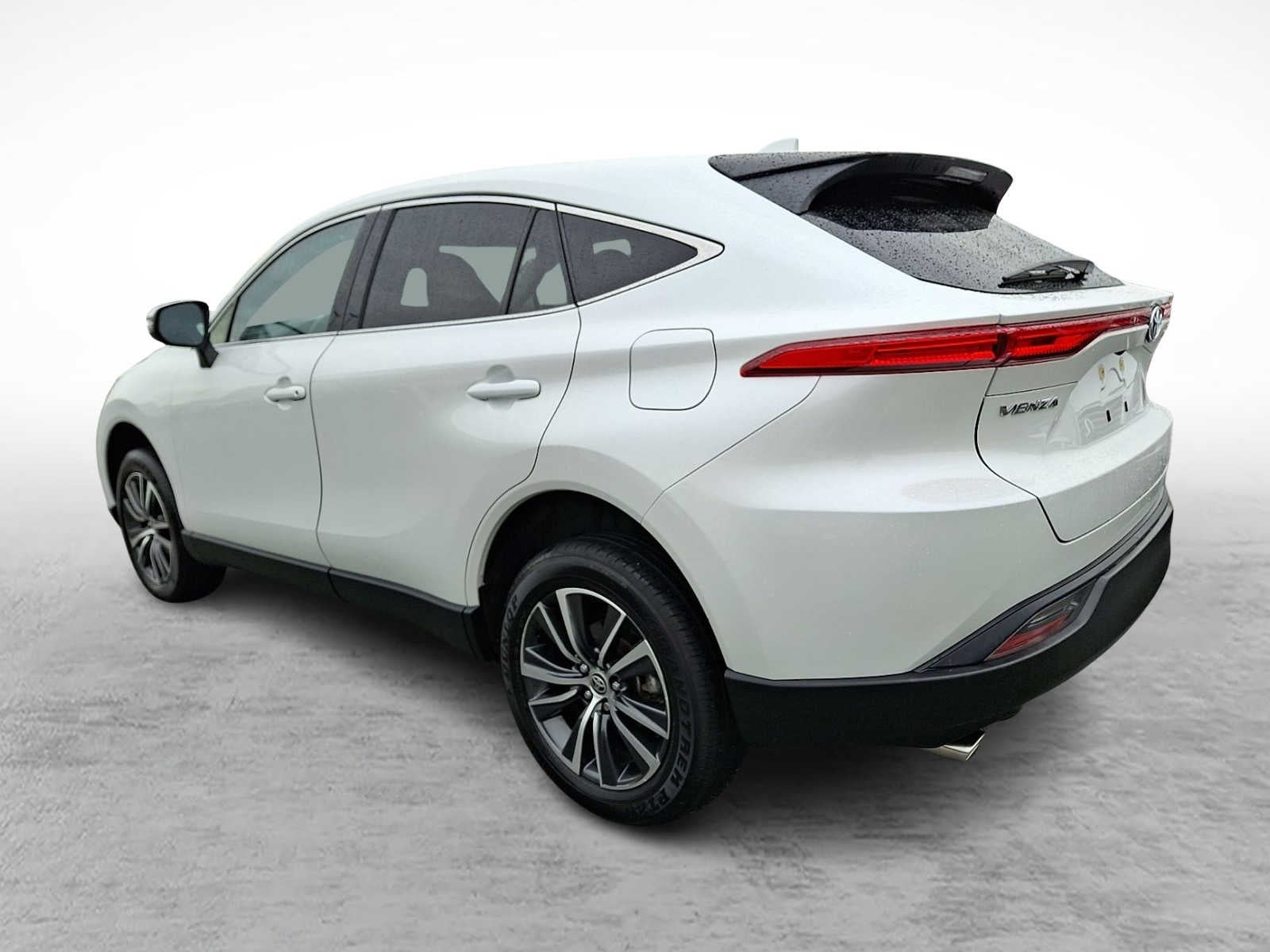 2024 Toyota Venza LE