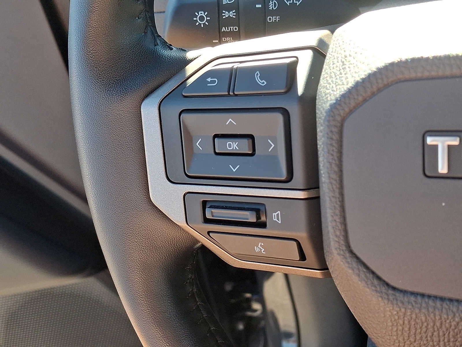 2025 Toyota Land Cruiser 4WD