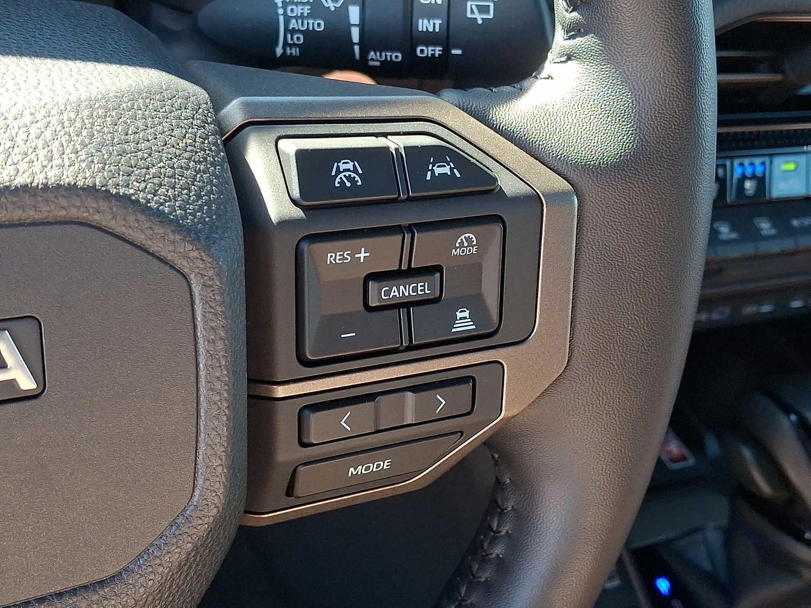 2025 Toyota Land Cruiser 4WD