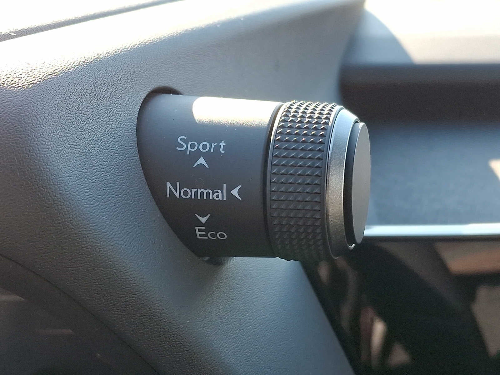 2023 Lexus UX F SPORT Design