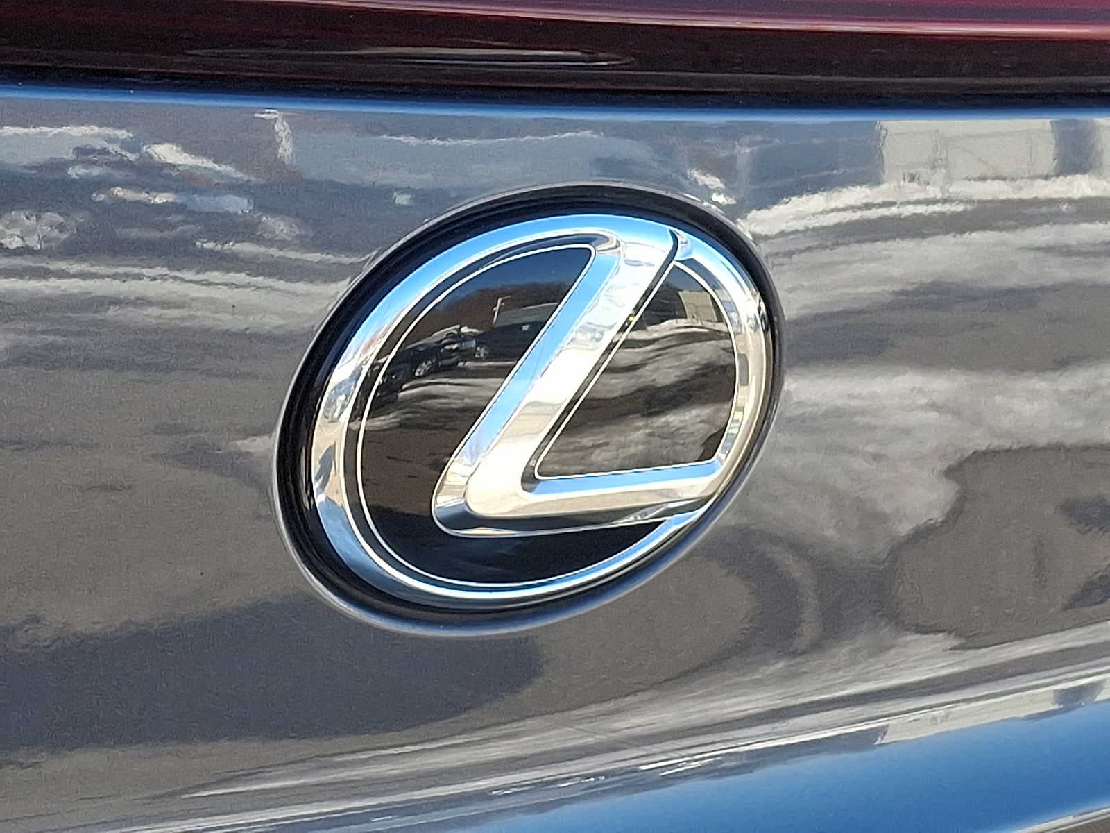 2023 Lexus UX F SPORT Design