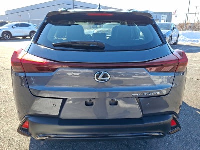 2023 Lexus UX F SPORT Design