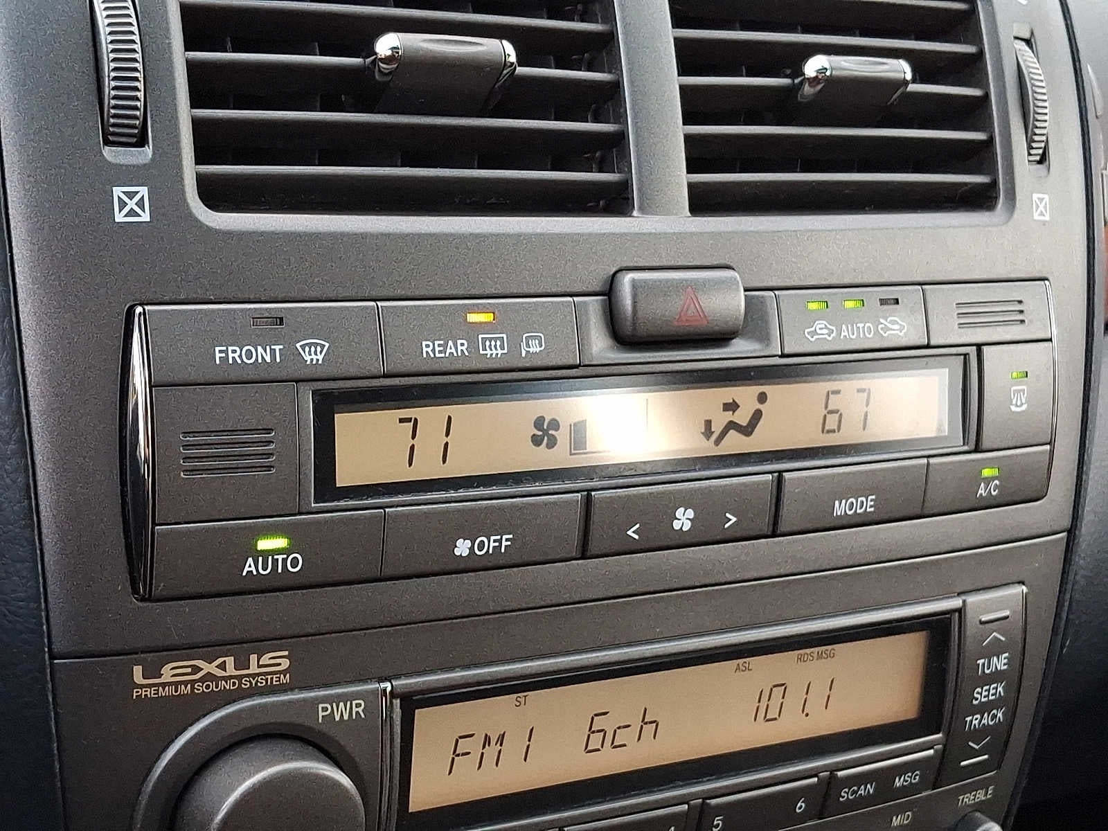 2005 Lexus LS 430 4dr Sdn