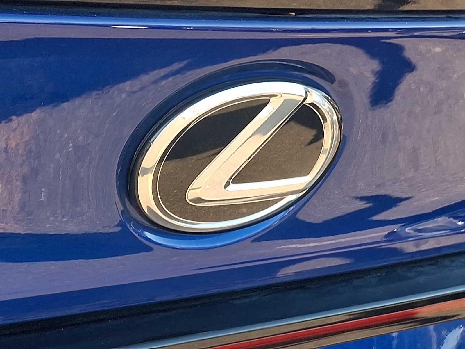 2025 Lexus IS F SPORT Design