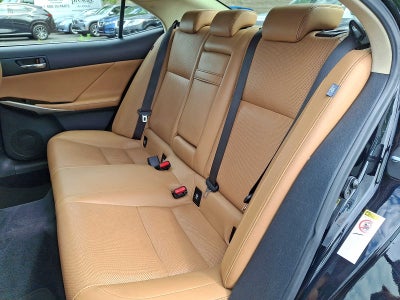 2016 Lexus IS 300 4dr Sdn AWD