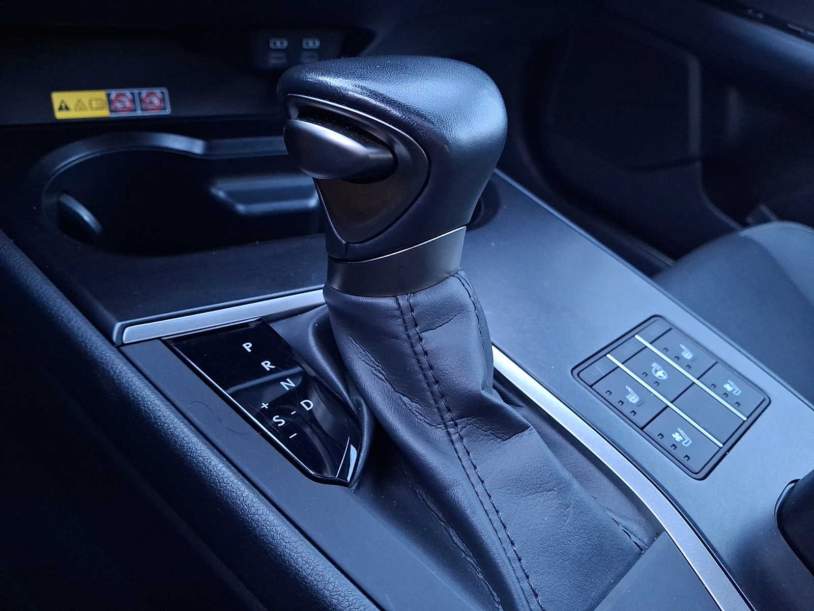 2024 Lexus UX 250h PREMIUM AWD PREMIUM AWD